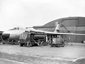 <b class=qtipBold><figcaption>Vickers Valiant</figcaption></b><br>Vickers, Valiant, WZ369, RAF, UK, Croydon, 1956, 1950s, UK, Ground, 3/4, Front, Bomber<br><em>© Flight Global 2009 - All Rights Reserved</em> Vickers Valiant
