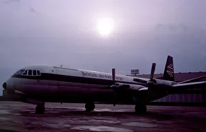 <b class=qtipBold><figcaption>Vickers Vanguard</figcaption></b><br>Vickers Vanguard Merchantman BA Cargo (c) QPL<br><em>© Flight Global 2009 - All Rights Reserved</em> Vickers Vanguard