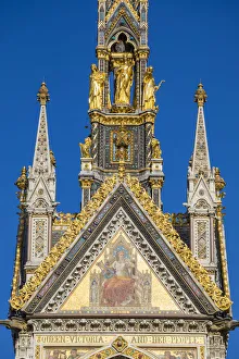 Albert Memorial, Hyde Park, London, England, UK Albert Memorial, Hyde Park, London, England, UK
