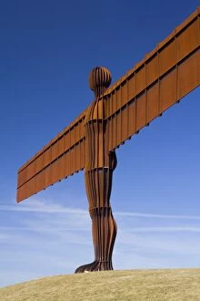Images Dated 14th July 2006: Angel of the North (by Antony Gormley)
