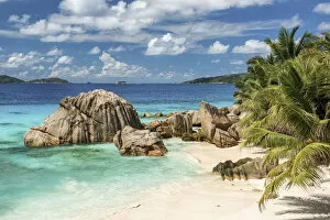 Images Dated 27th April 2015: Anse Patate Beach, La Digue, Seychelles
