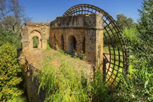 Arab scoop wheel, Cordoba, Andalusia, Spain Arab scoop wheel, Cordoba, Andalusia, Spain