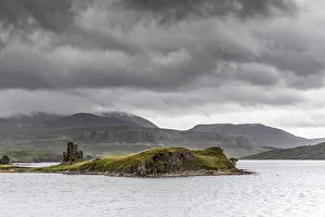 Ardvreck Castle, Loch Assynt, Sutherland, Scotland, United Kingdom Ardvreck Castle, Loch Assynt, Sutherland, Scotland, United Kingdom