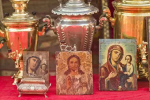 Kavkaz Gallery: Armenia, Yerevan, Vernissage Market, samovars and Orthodox religious icons
