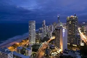 Images Dated 25th October 2007: Australia, Queensland, Gold Coast, Surfers Paradise, Evening view of Surfers Paradise Highrises