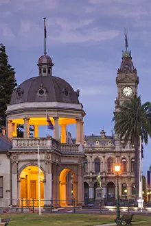 Australia, Victoria, VIC, Bendigo, Town Hall, dusk Australia, Victoria, VIC, Bendigo, Town Hall, dusk