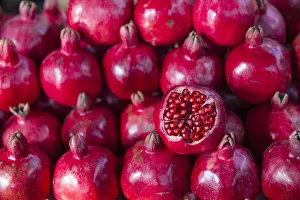 Azerbaijan, Baku, Ticaret market, Pomegranate Azerbaijan, Baku, Ticaret market, Pomegranate