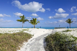 Bahamas, Abaco Islands, Great Abaco, Beach at Treasure Cay