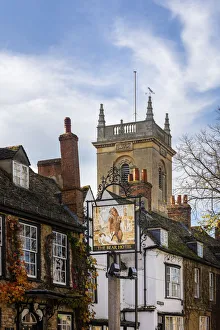 The Bear Hotel and St Mary Magdalene Church, Woodstock Oxfordshire, England The Bear Hotel and St Mary Magdalene Church, Woodstock Oxfordshire, England
