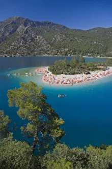 Blue Lagoon and Belcekiz beach, Oludeniz, near Fethiye, Mediterranean Coast, Turkey Blue Lagoon and Belcekiz beach, Oludeniz, near Fethiye, Mediterranean Coast, Turkey