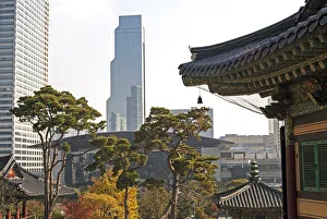 Bongeunsa Temple grounds and modern architecture in the Gangnam District of Seoul Bongeunsa Temple grounds and modern architecture in the Gangnam District of Seoul