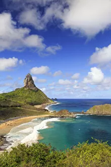 Images Dated 10th October 2014: Brazil, Fernando de Noronha, Conceicao, Meio and Cachorro beach with Morro Pico mountain