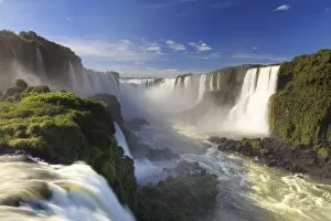 Images Dated 19th February 2014: Brazil, Parana, Iguassu Falls National Park (Cataratas do Iguacu) (UNESCO Site), Devils Throat