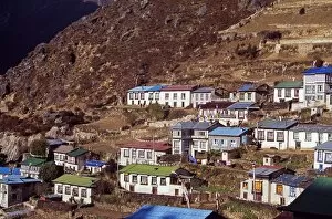 Images Dated 9th February 2009: Brightly painted roofs of the tightly packed houses in Namche Bazaar
