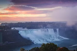 Images Dated 29th October 2014: Canada and USA, Ontario and New York State, Niagara, Niagara Falls, View of The American