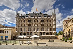 Casa Botines, Leon, Castile and Leon, Spain Casa Botines, Leon, Castile and Leon, Spain