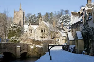 Images Dated 8th December 2010: Castle Combe in the snow, Wiltshire, UK