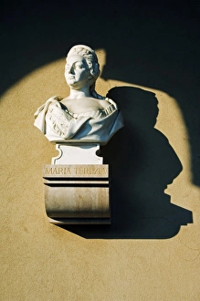 Cathedral Square - Bust of Maria Terezia Cathedral Square - Bust of Maria Terezia