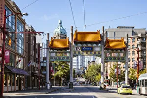 Images Dated 16th January 2018: Chinatown entrance gate, Vancouver, British Columbia, Canada