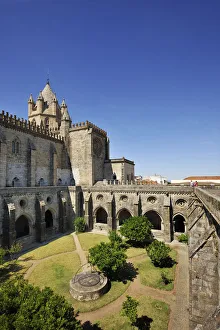 Cloisters of the Se Catedral (Motherchurch), a Unesco World Heritage Site Cloisters of the Se Catedral (Motherchurch), a Unesco World Heritage Site