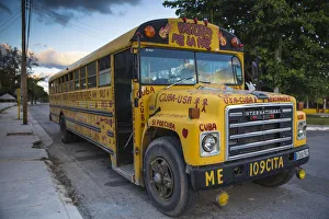 Cuba, Varadero, American yellow school bus, given to aid USA - Cuban relations Cuba, Varadero, American yellow school bus, given to aid USA - Cuban relations