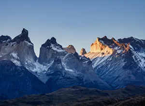 Cuernos del Paine and Mount Almirante Nieto at sunset, Torres del Paine National Park Cuernos del Paine and Mount Almirante Nieto at sunset, Torres del Paine National Park