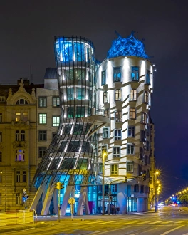 Czech Republic, Prague, Nove Mesto (New Town). Dancing House, Tancici dum, at night Czech Republic, Prague, Nove Mesto (New Town). Dancing House, Tancici dum, at night