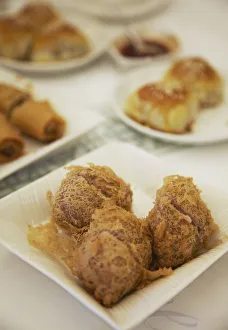 Deep fried yam (taro) at Maxims dim sum restaurant, City Hall, Central, Hong Kong Deep fried yam (taro) at Maxims dim sum restaurant, City Hall, Central, Hong Kong