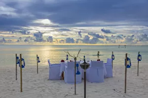 Male Gallery: Dining on the beach, Anantara Dhigu resort, South Male Atoll, Maldives