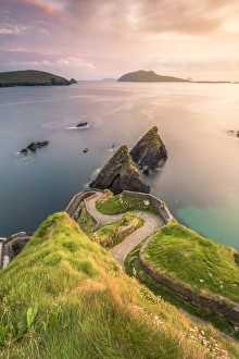 Dunquin pier (Dun Chaoin), Dingle peninsula, County Kerry, Munster province, Ireland Dunquin pier (Dun Chaoin), Dingle peninsula, County Kerry, Munster province, Ireland