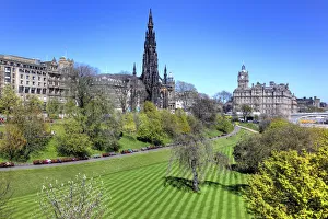Images Dated 6th November 2012: Edinburgh, Scotland, UK
