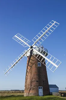 England, East Anglia, Norfolk, Norfolk Broads, Horsey Windpump England, East Anglia, Norfolk, Norfolk Broads, Horsey Windpump