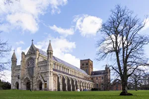 England, Hertfordshire, St. Albans. The exterior of the medival cathedral of St England, Hertfordshire, St. Albans. The exterior of the medival cathedral of St