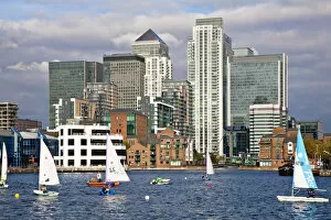 Images Dated 20th November 2009: England, London, Docklands, Sailing in Millwall docks infront of Canary Wharf