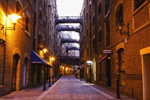 England, London, Southwark, Butlers Wharf, Shad Thames, Converted Victorian Warehouses England, London, Southwark, Butlers Wharf, Shad Thames, Converted Victorian Warehouses