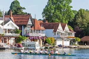 Rowing Collection: England, Oxfordshire, Henley-on-Thames, Boathouses and Rowers on River Thames