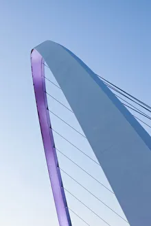 Bridges Gallery: Gateshead Millenium Bridge, England Collection
