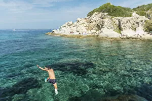Watersports Gallery: europe, Italy, Tuscany, cliffjumping near to Cotoncello on Elba Island