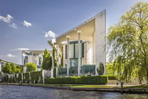 Federal Chancellery on the Spree, Berlin, Germany Federal Chancellery on the Spree, Berlin, Germany