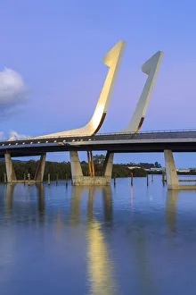 Fish Hook Bridge, Whangarei, Northland, New Zealand Fish Hook Bridge, Whangarei, Northland, New Zealand