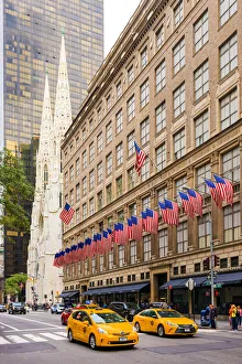 Flags outside St Patricks Cathedral on 5th Avenue, New York, USA Flags outside St Patricks Cathedral on 5th Avenue, New York, USA