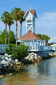 Images Dated 8th July 2014: Florida, Anna Maria Island, Historic Bridge Street Pier, Brandenton Beach, Manatee County