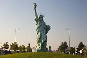 France, Haut-Rhin, Alsace Region, Alasatian Wine Route, Colmar, Statue of Liberty France, Haut-Rhin, Alsace Region, Alasatian Wine Route, Colmar, Statue of Liberty