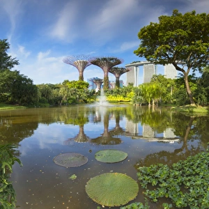 Gardens by the Way and Marina Bay Sands Hotel, Singapore Gardens by the Way and Marina Bay Sands Hotel, Singapore