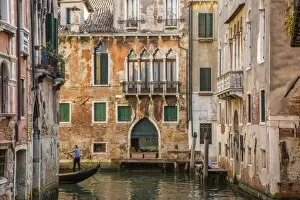 Images Dated 25th September 2016: Gondola on canal in Venice, Veneto, Italy