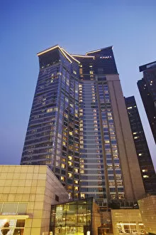 Images Dated 5th January 2011: Grand Hyatt Hotel in City Crossing complex, Shenzhen, Guangdong, China