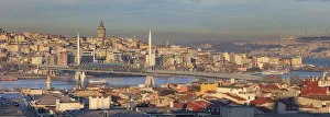 Halic Metro Bridge across the Golden Horn, Istanbul, Turkey Halic Metro Bridge across the Golden Horn, Istanbul, Turkey