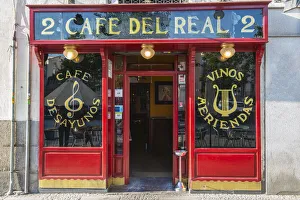The historical Cafe del Real located in Plaza de Isabel I, Madrid, Comunidad de Madrid The historical Cafe del Real located in Plaza de Isabel I, Madrid, Comunidad de Madrid