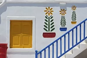 Images Dated 12th June 2013: Hotel near Ano Mera, Mykonos, Cyclades, Greece