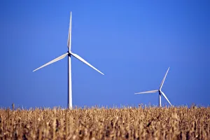 Idaho, USA. Wind turbines in a field on the Iowa prairie in the American Midwest Idaho, USA. Wind turbines in a field on the Iowa prairie in the American Midwest